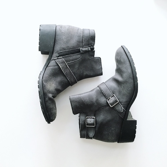 Cole Haan Black Brushed Leather Boots - size 8.5 - Picture 1 of 4
